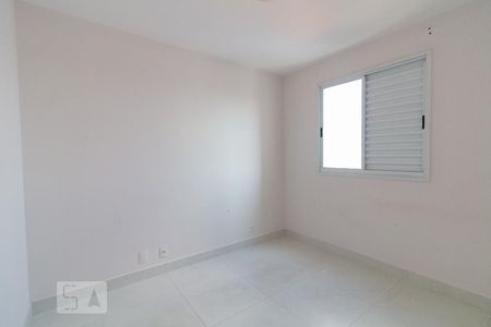 Quarto 2 de apartamento para alugar com 2 quartos, 47m² em Jardim Las Vegas, Guarulhos