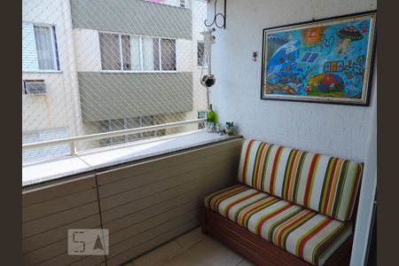 Sala - Sacada de apartamento para alugar com 2 quartos, 118m² em Lagoa da Conceição, Florianópolis