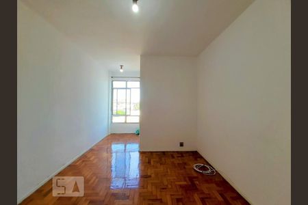 Apartamento à venda com 84m², 2 quartos e 1 vagaSala