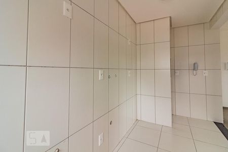 Cozinha de apartamento à venda com 1 quarto, 40m² em Partenon, Porto Alegre