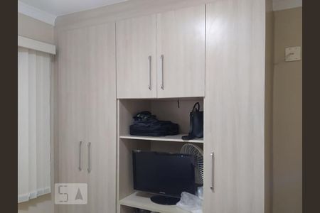 Quarto 1 de apartamento para alugar com 2 quartos, 54m² em Vila Roque, São Paulo