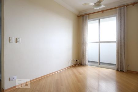 Sala de apartamento para alugar com 3 quartos, 70m² em Vila Butantã, São Paulo