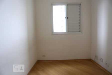 Quarto 1 de apartamento para alugar com 3 quartos, 70m² em Vila Butantã, São Paulo