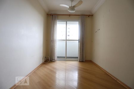 Sala de apartamento para alugar com 3 quartos, 70m² em Vila Butantã, São Paulo