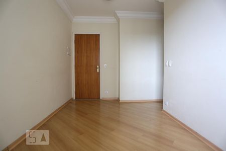 Sala de apartamento para alugar com 3 quartos, 70m² em Vila Butantã, São Paulo