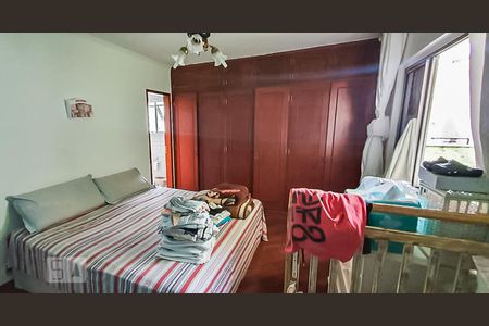 Quarto de casa à venda com 4 quartos, 170m² em Jardim Bonfiglioli, São Paulo