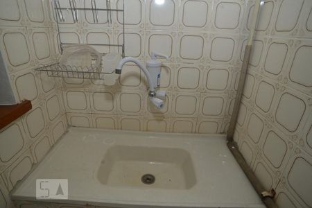 Banheiro de apartamento para alugar com 1 quarto, 25m² em Centro, Rio de Janeiro