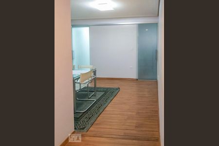 Sala de casa para alugar com 2 quartos, 98m² em Jardim Las Vegas, Santo André