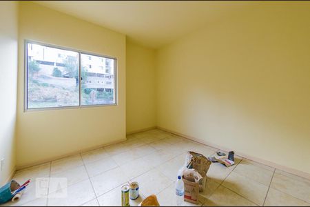 Quarto 1 de apartamento para alugar com 3 quartos, 83m² em Alto Caiçaras, Belo Horizonte