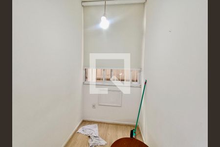 Sala de apartamento para alugar com 1 quarto, 39m² em Copacabana, Rio de Janeiro