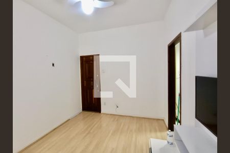 Sala de apartamento para alugar com 1 quarto, 39m² em Copacabana, Rio de Janeiro