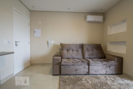 Sala de kitnet/studio para alugar com 1 quarto, 42m² em Cidade Monções, São Paulo