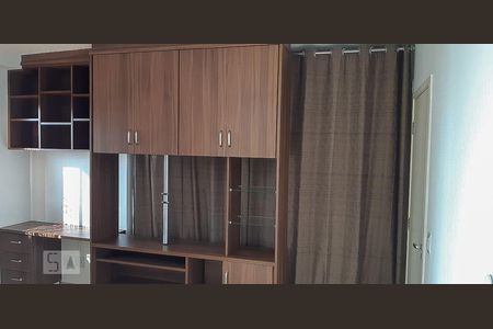 Sala de apartamento para alugar com 1 quarto, 30m² em Parque Independência, São Paulo
