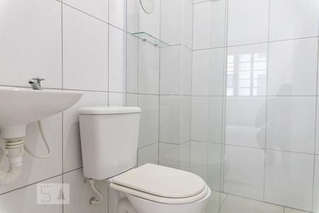 Banheiro de apartamento para alugar com 1 quarto, 37m² em Santa Efigênia, São Paulo