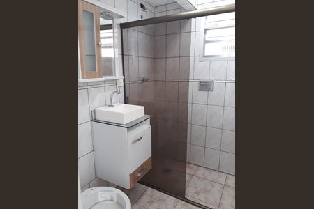 Banheiro de apartamento à venda com 2 quartos, 57m² em Vila Ema, São Paulo