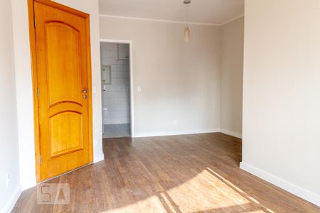 Sala de apartamento à venda com 3 quartos, 73m² em Vila Pompéia, São Paulo