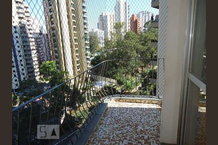 Sacada de apartamento à venda com 3 quartos, 105m² em Vila Andrade, São Paulo