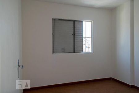 QUARTO 2 de apartamento para alugar com 2 quartos, 55m² em Vila São Vicente, São Paulo