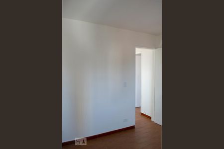 QUARTO 2 de apartamento para alugar com 2 quartos, 55m² em Vila São Vicente, São Paulo