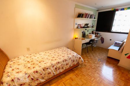 Quarto 01 de apartamento para alugar com 4 quartos, 176m² em Perdizes, São Paulo