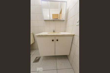 Banheiro de kitnet/studio à venda com 1 quarto, 47m² em Centro, Campinas