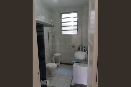 Banheiro de apartamento para alugar com 3 quartos, 90m² em Maracanã, Rio de Janeiro