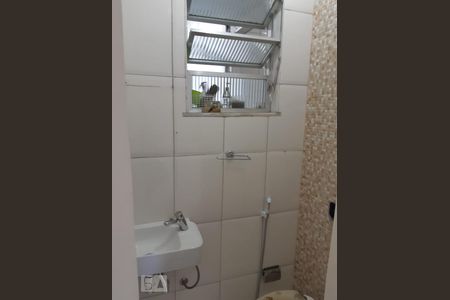 Banheiro de Serviço de apartamento para alugar com 3 quartos, 90m² em Maracanã, Rio de Janeiro