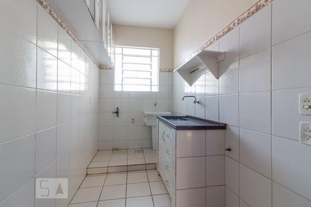 Cozinha de apartamento à venda com 2 quartos, 70m² em Santo Antônio, Porto Alegre