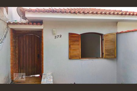 Fachada de casa à venda com 3 quartos, 250m² em Vila Euthalia, São Paulo