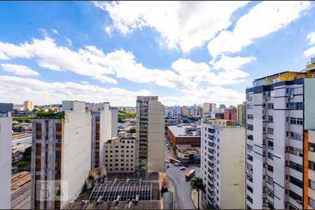 Sala - Vista de apartamento para alugar com 3 quartos, 80m² em Barro Preto, Belo Horizonte