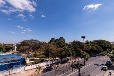 Vista de apartamento para alugar com 3 quartos, 110m² em Santa Amélia, Belo Horizonte