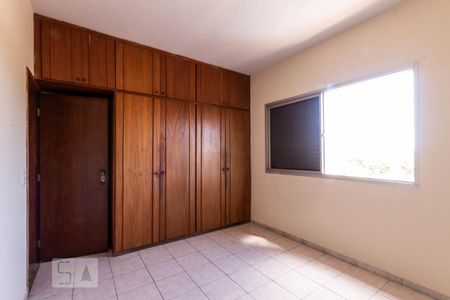 Quarto 1 de apartamento para alugar com 3 quartos, 110m² em Santa Amélia, Belo Horizonte