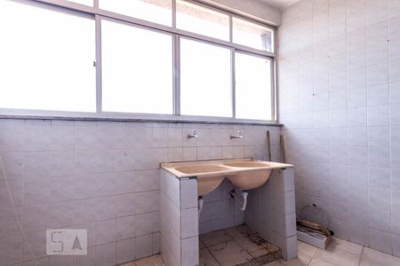 Área de Serviço de apartamento para alugar com 3 quartos, 110m² em Santa Amélia, Belo Horizonte