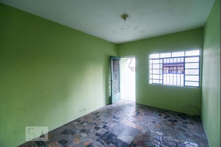 Casa à venda com 65m², 1 quarto e 1 vagaSala