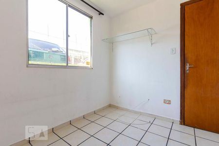Quarto 2 de apartamento para alugar com 2 quartos, 51m² em Itaquera, São Paulo