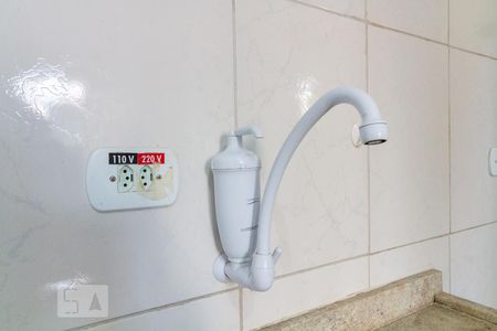 Cozinha - torneira e filtro de água de casa para alugar com 1 quarto, 35m² em Jardim Munhoz, Guarulhos