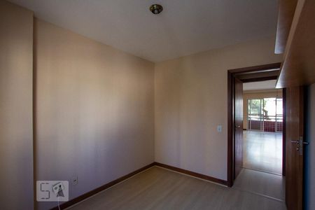 Quarto 1 de apartamento para alugar com 3 quartos, 105m² em Água Verde, Curitiba