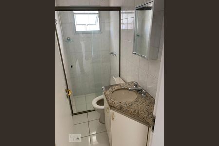 Banheiro de apartamento à venda com 2 quartos, 49m² em Jardim Aeroporto, São Paulo