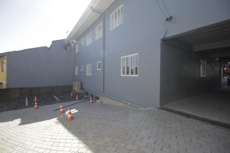 Garagem de kitnet/studio para alugar com 1 quarto, 30m² em Marechal Rondon, Canoas