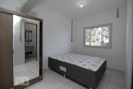 Quarto de kitnet/studio para alugar com 1 quarto, 30m² em Marechal Rondon, Canoas