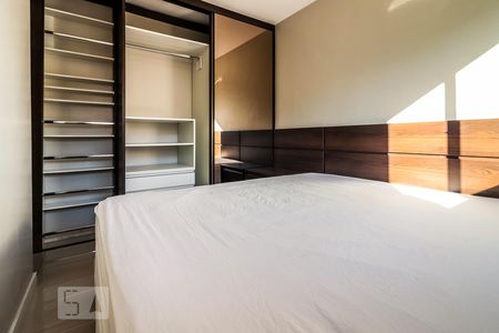 Quarto 1 de apartamento à venda com 2 quartos, 56m² em Teresópolis, Porto Alegre