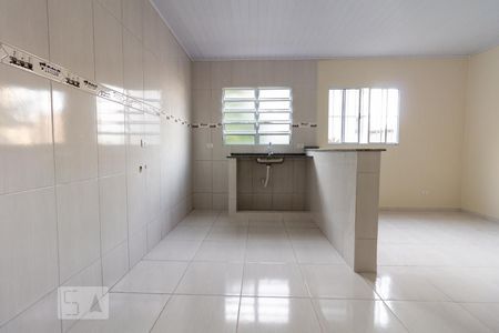 Cozinha de casa para alugar com 1 quarto, 40m² em Jaguaré, São Paulo