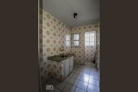 Cozinha de kitnet/studio à venda com 1 quarto, 32m² em Aclimação, São Paulo