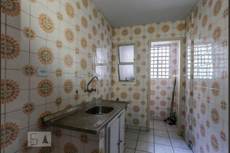 Cozinha de kitnet/studio à venda com 1 quarto, 32m² em Aclimação, São Paulo