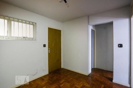 Sala  de kitnet/studio à venda com 1 quarto, 32m² em Aclimação, São Paulo