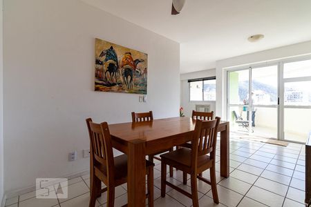 Sala de apartamento para alugar com 2 quartos, 100m² em Recreio dos Bandeirantes, Rio de Janeiro