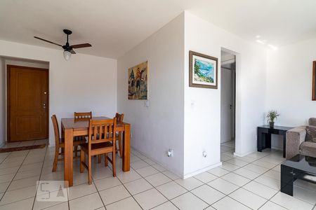 Sala de apartamento para alugar com 2 quartos, 100m² em Recreio dos Bandeirantes, Rio de Janeiro