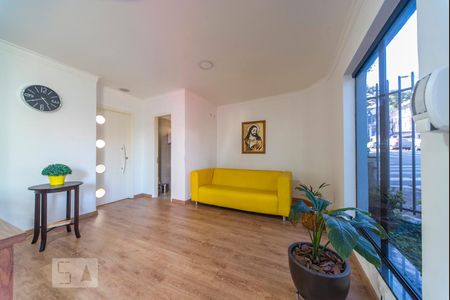 Sala de casa para alugar com 4 quartos, 140m² em Vila Alto de Santo André, Santo André