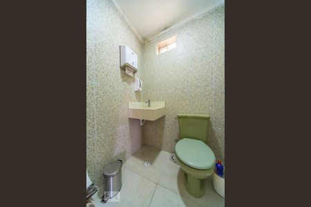 Lavabo  de casa para alugar com 4 quartos, 140m² em Vila Alto de Santo André, Santo André