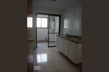 Cozinha de apartamento para alugar com 2 quartos, 70m² em Vila Andrade, São Paulo